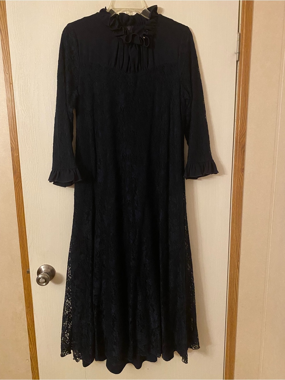 Zadie B’s Elegant Navy Lace Midi Dress with Ruffle Collar size medium